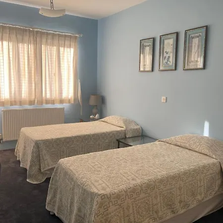 Three Bedroom House Holiday home *